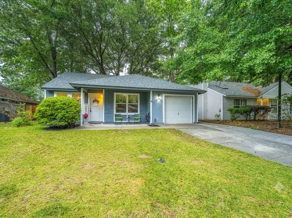 1246 Maryland Dr, Ladson, SC 29456