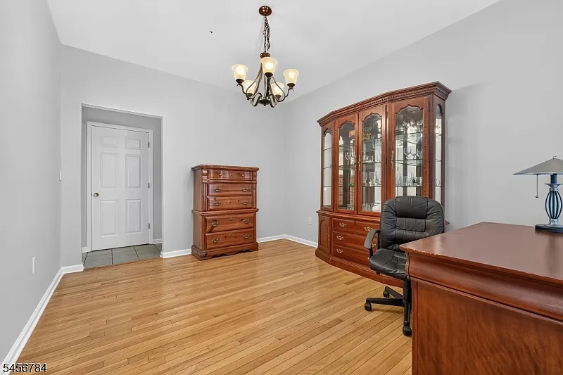3 bed, 2.5 bath, $3,500 — Photo 4