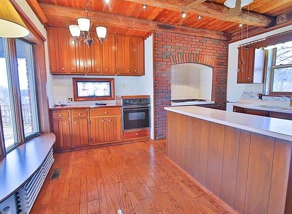 2nd image of 3591 Spruce Dr