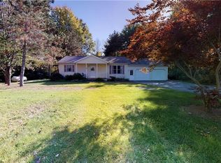 3900 New Rd, Ransomville, NY 14131