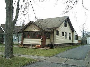 1st image of 766 Hazelwood Ave SE