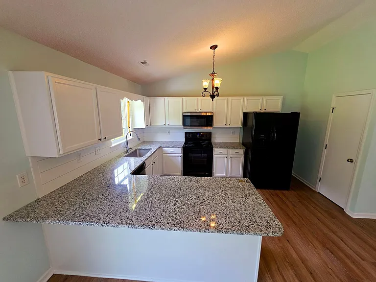452 High Hill Rd — Photo 9