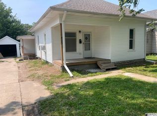 415 N 13th St, Beatrice, NE 68310
