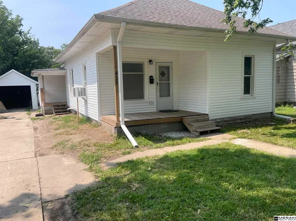 415 N 13th St, Beatrice, NE 68310