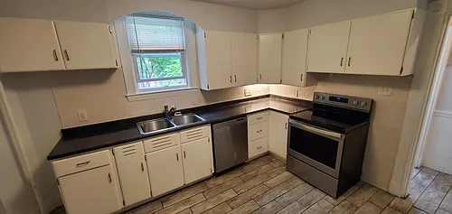 82 Rockland St #2F Photo 1