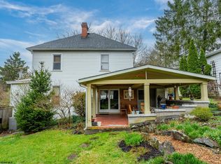 813 Ridgeway Ave, Morgantown, WV 26505