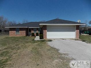 409 E 3rd St, Springtown, TX 76082