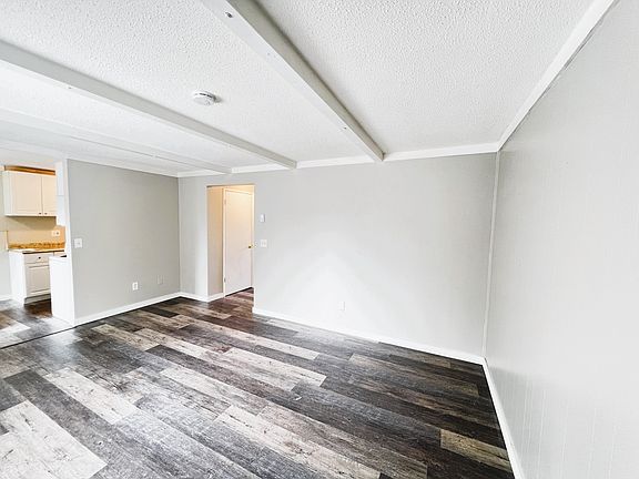 3rd image of 12517 47th Ave SW #16