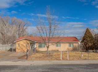 2233 Don Felipe Rd SW, Albuquerque, NM 87105