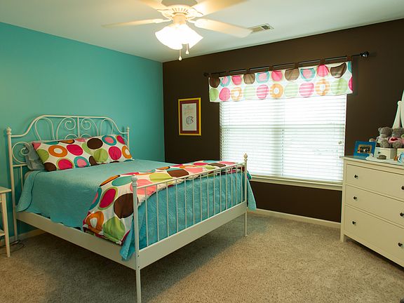 Upstairs bedroom
