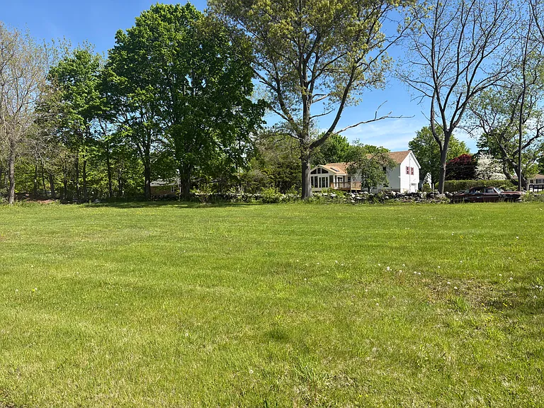 243 Old Hebron Rd — Photo 3