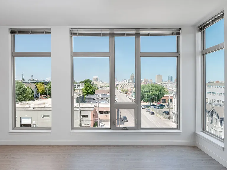 Quartet Apartments — Photo 8
