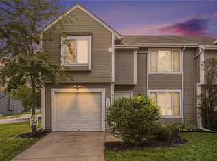 8926 Hauser St, Lenexa, KS 66215