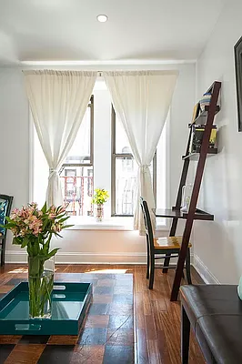 Rented by Oxford Property Group | media 13