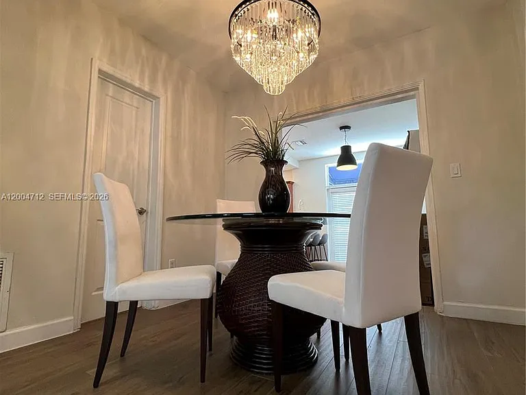 265 Palm Ave — Photo 14
