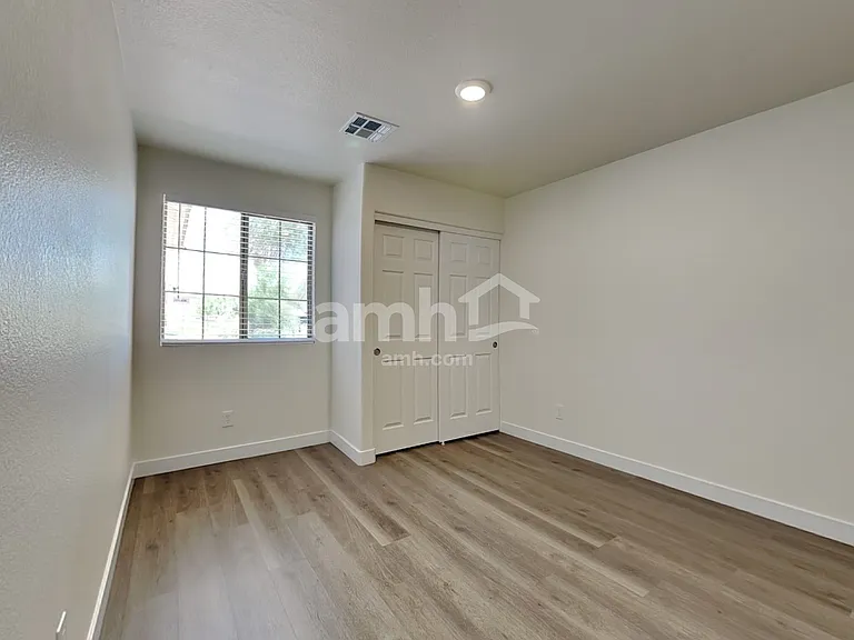 7599 W Vermont Ave — Photo 19