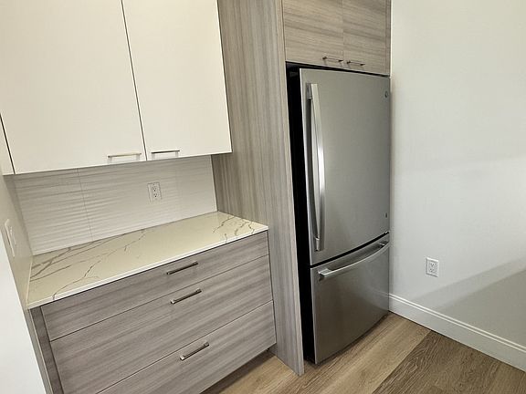 2nd image of 1077 Commonwealth Ave #213A