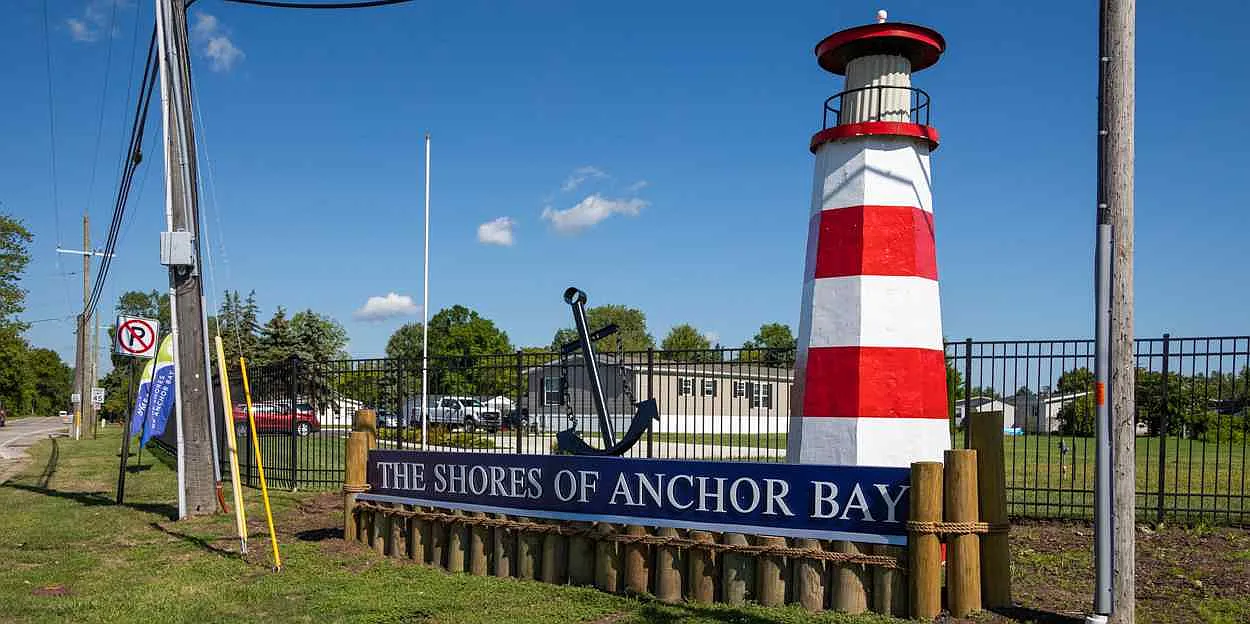 The Shores of Anchor Bay — Photo 4