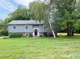 79 Porter Rd, East Longmeadow, MA 01028