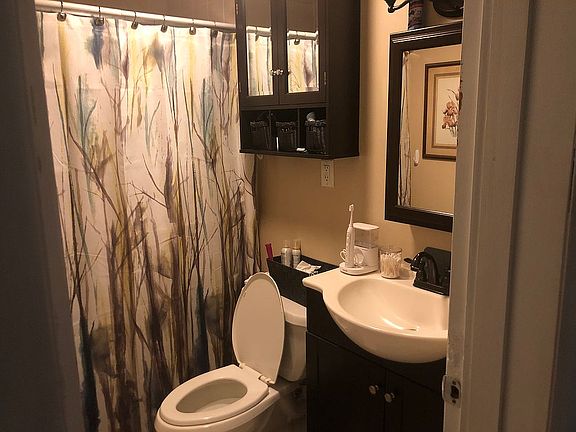 2nd image of 3373 Tulip Tree Dr