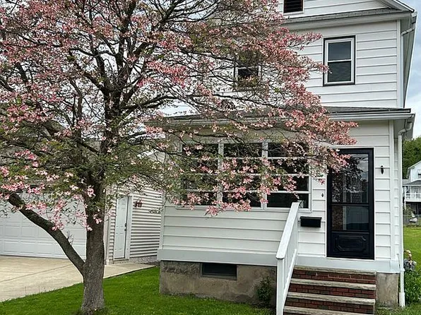 10 E Stanton St, Hudson, PA 18705