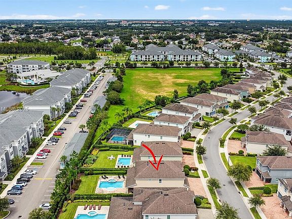5th image of 7716 Fairfax Dr