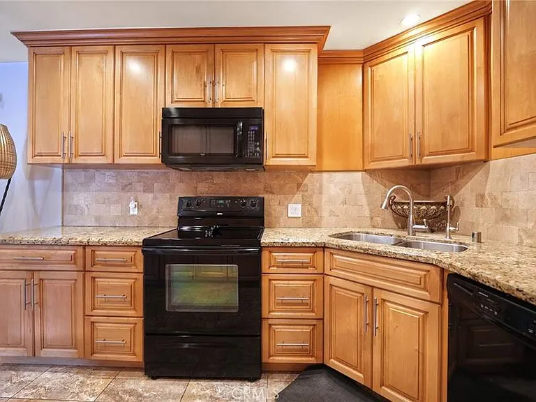 312 N Louise St #108 — Photo 15
