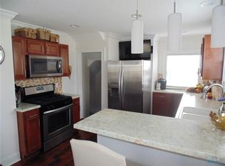 1425 Luscombe Dr, Toledo, OH 43614