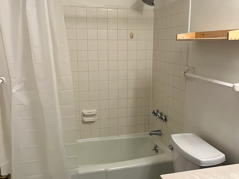 6670 Vernon Ave #409 — Photo 4