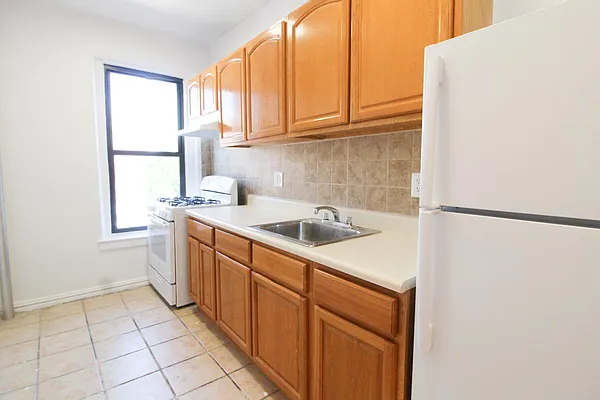 Rented by Voro New York | media 3