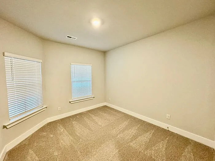 467 Raleigh Elm Dr — Photo 17