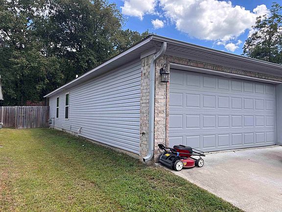 2nd image of 310 S Shady Ln