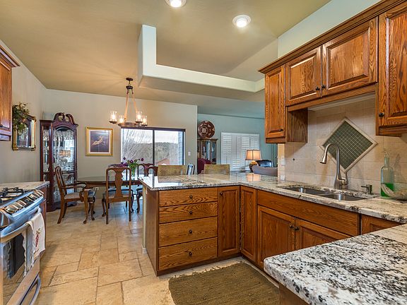 5th image of 1362 Kremer Dr