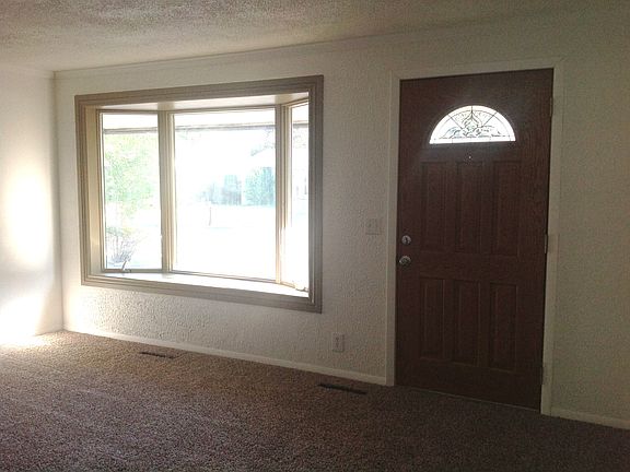 5th image of 3298 W Valley Home Ave