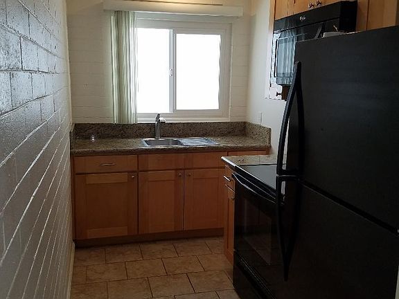4th image of 931 Grand Ave APT C