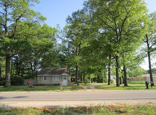 855 E Giles Rd, Muskegon, MI 49445