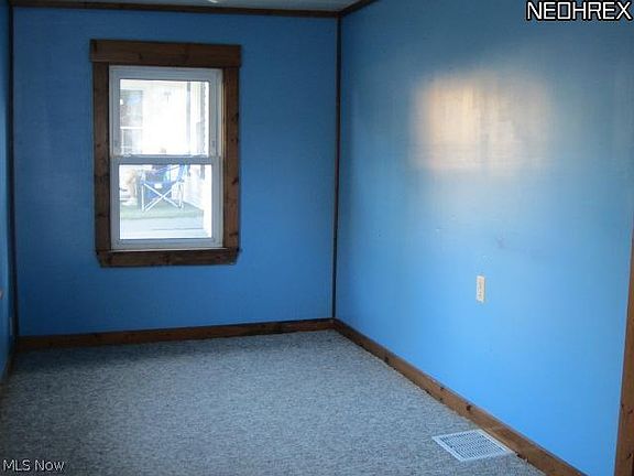 3rd image of 222 Stewart Ave