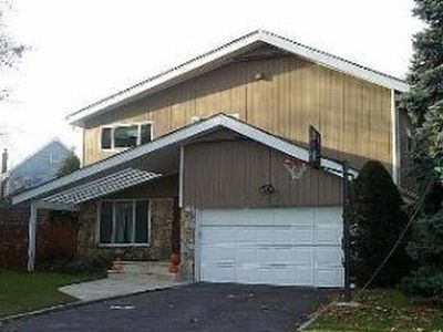 71 Crystal Ct, Hewlett, NY, 11557