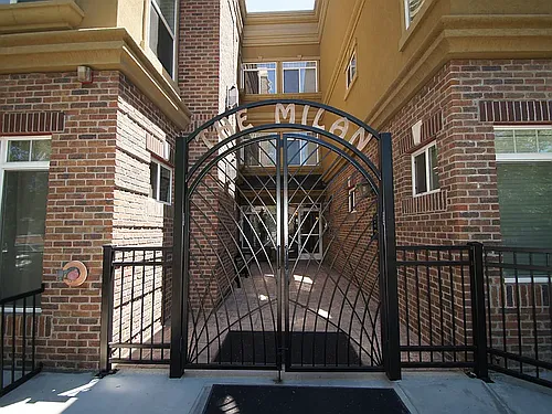 1776 Race St Photo 1