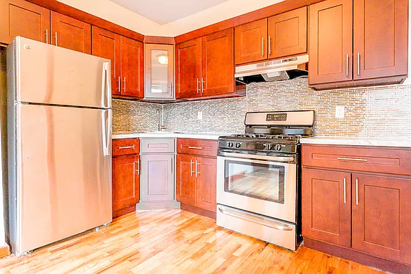 Rented by MySpaceNYC | media 15