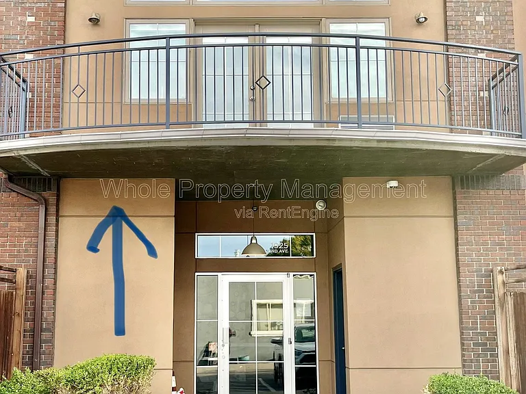 1925 W 32nd Ave #205 — Photo 9