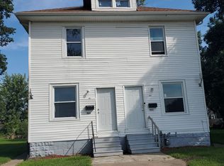 SW 921/923 12th Ave, Rock Island, IL 61201