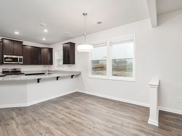 618 Count Fleet Ct — Photo 8