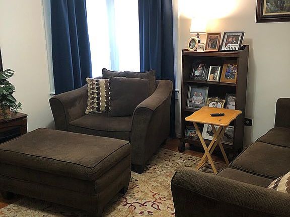 3rd image of 305 Barrilleaux St