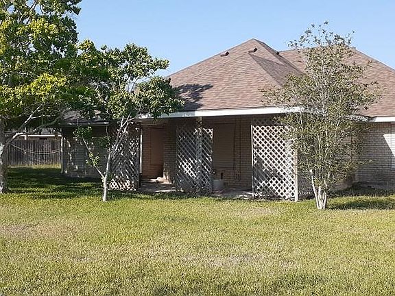 4th image of 606 Terrace Cir