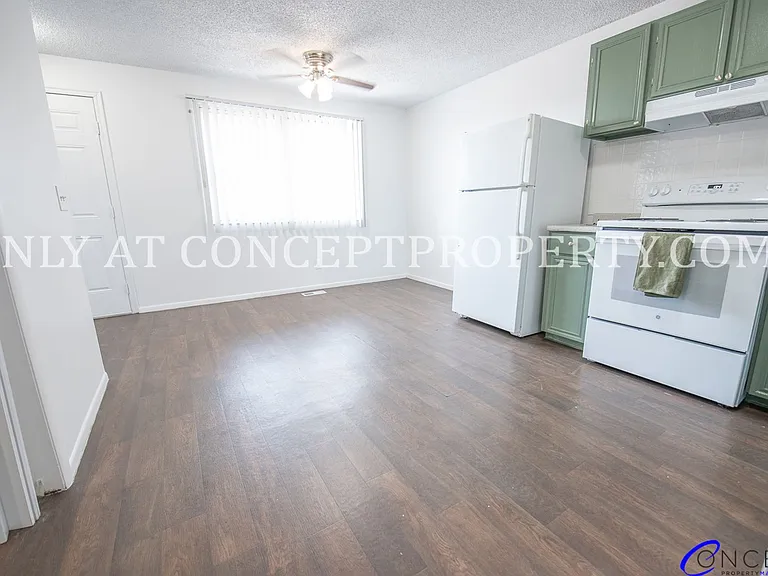Murray Place — Photo 41
