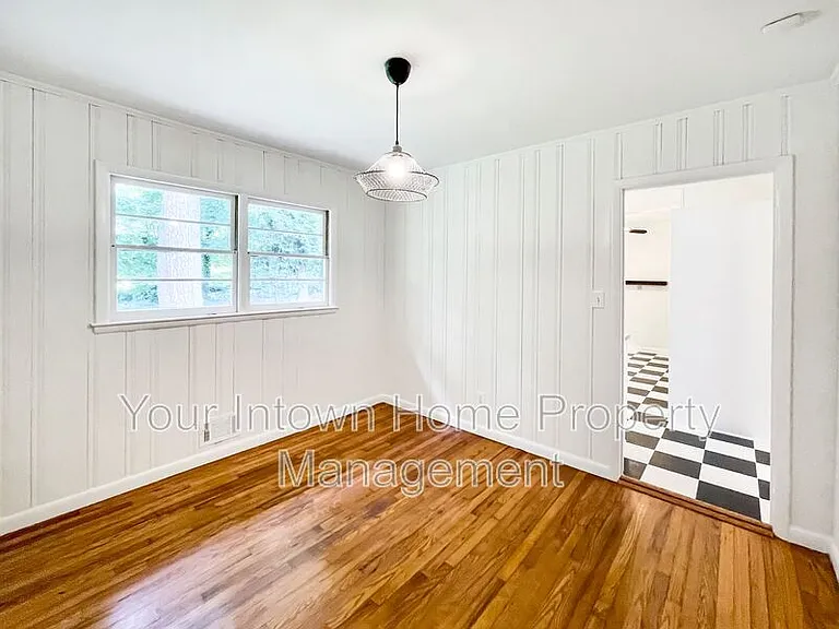1597 Stanford Way — Photo 18