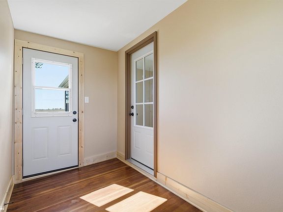 3rd image of 1088 Lexington Ave