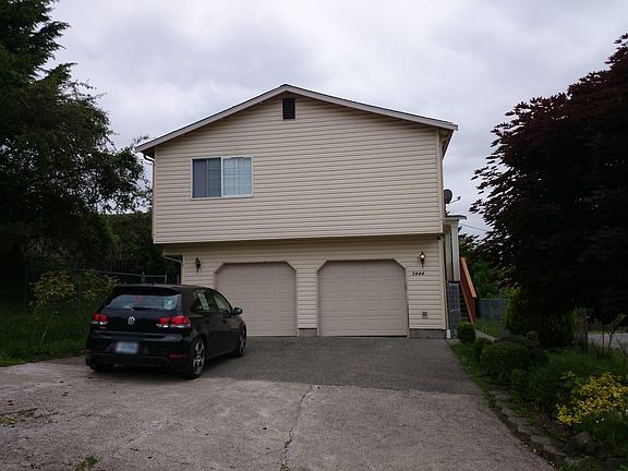 2nd image of 9444 49th Ave S