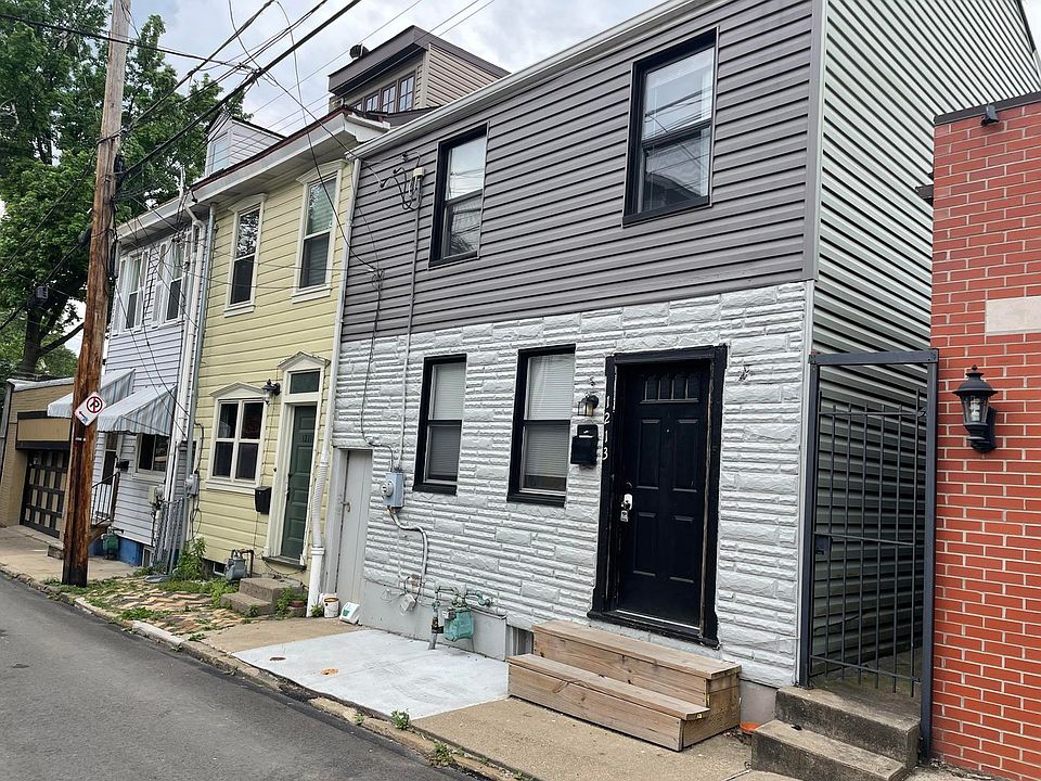 1st image of 1213 Veto St